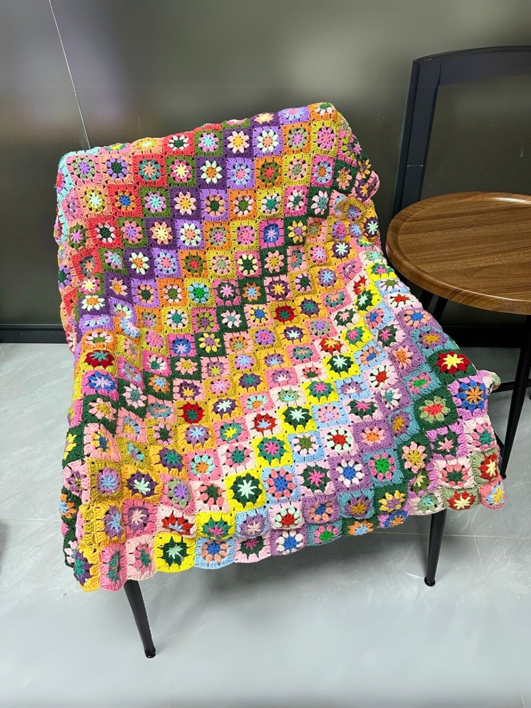 200 carrés au crochet pour couvertures jetés et plaids