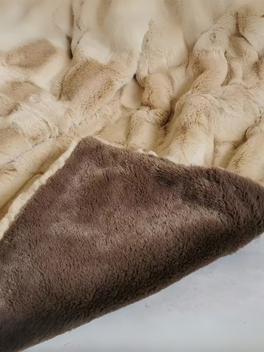 Plaid de luxe en fausse fourrure