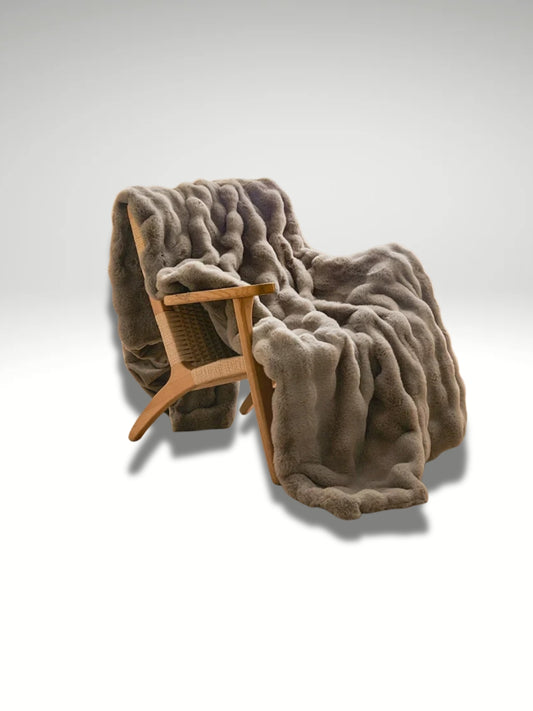 jeté fausse fourrure gris